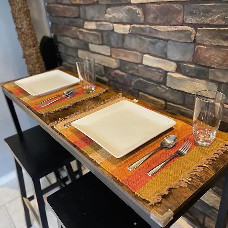 Brooklyn Spacious Space With Private Entrance, Bathroom, & Backyard - Full-Kitchen Ню Йорк Екстериор снимка
