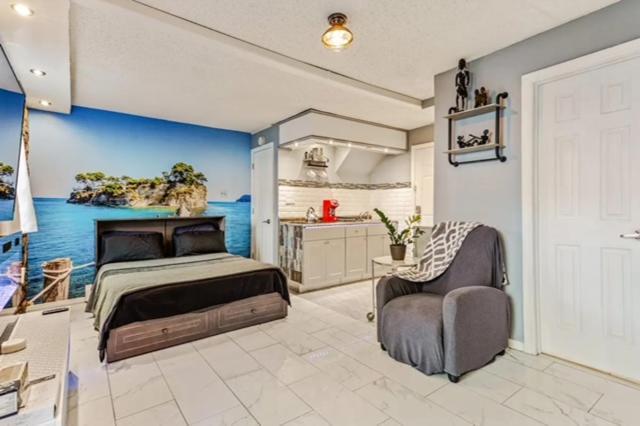 Brooklyn Spacious Space With Private Entrance, Bathroom, & Backyard - Full-Kitchen Ню Йорк Екстериор снимка